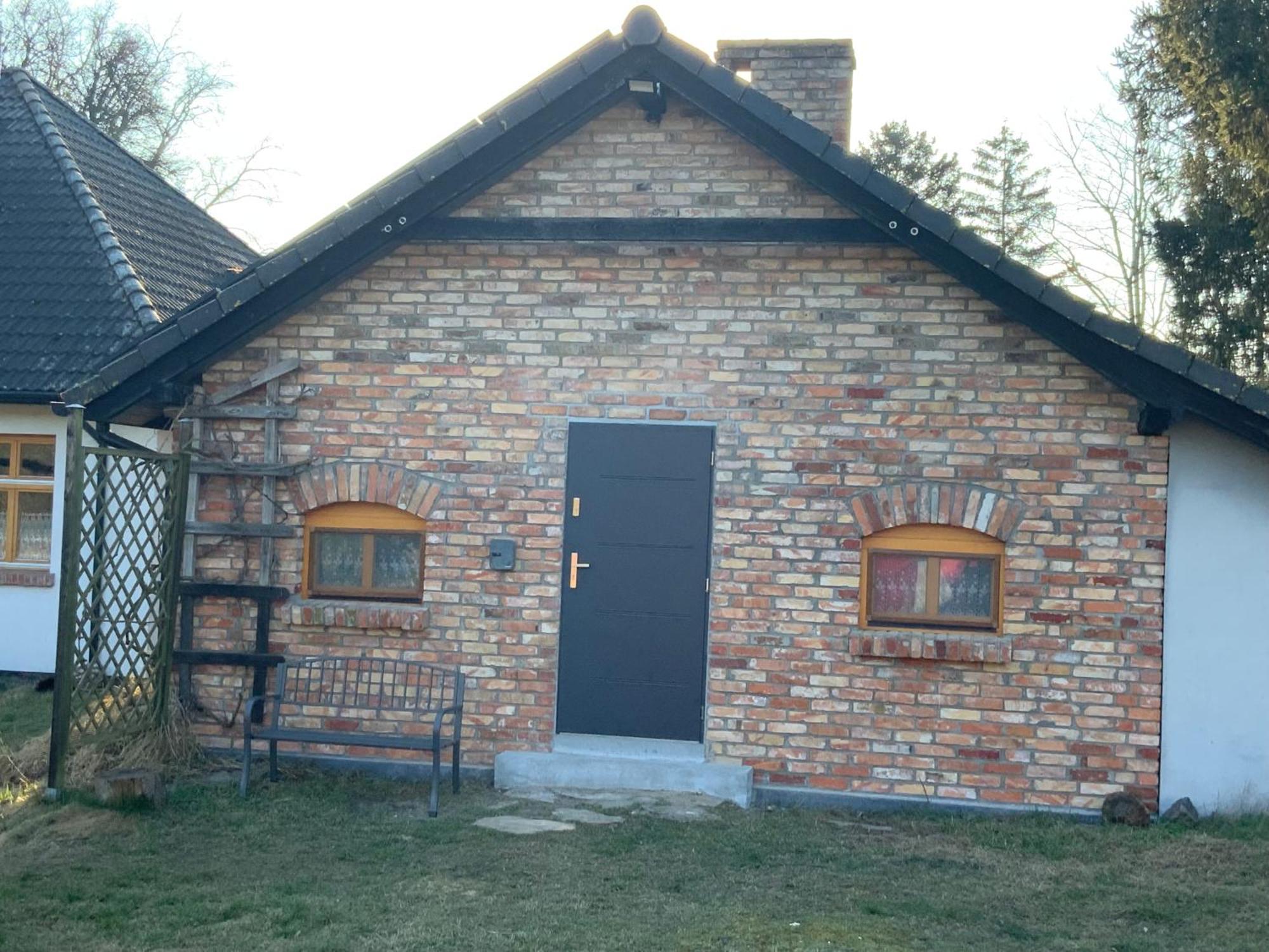 Dworek Swidwie, Gorny Apartament & Harcowka Tanowo Exterior photo