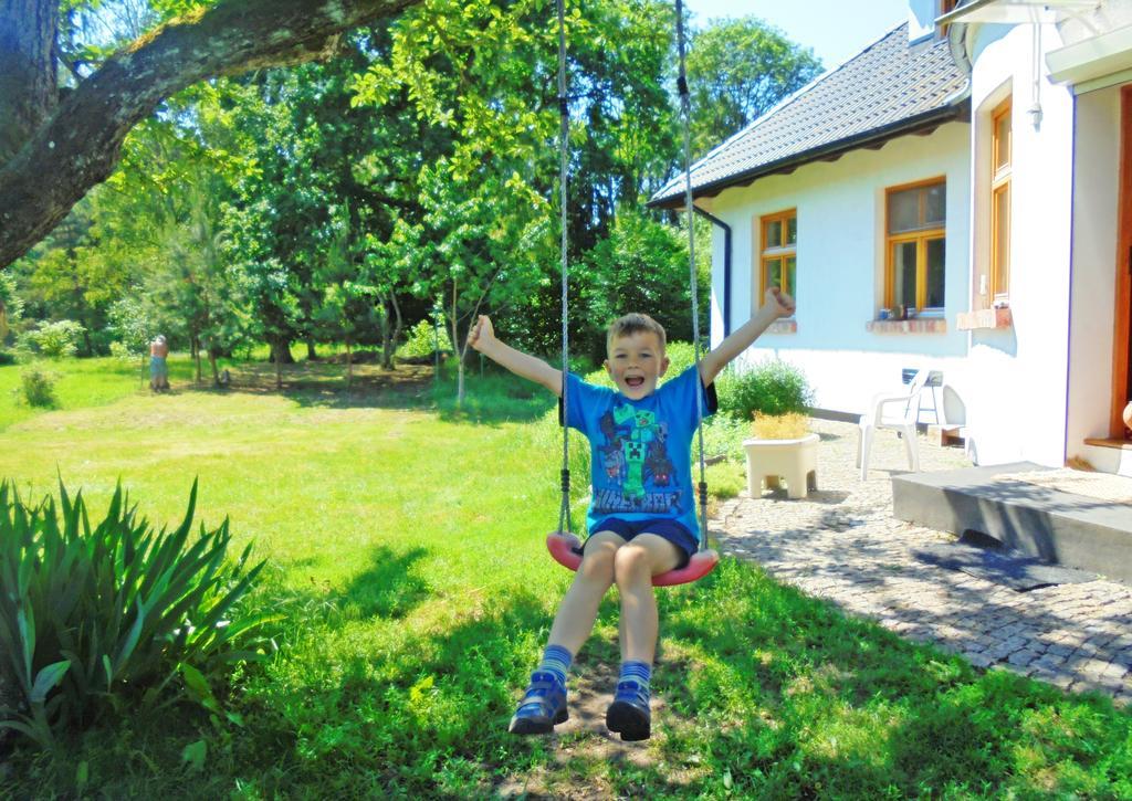 Dworek Swidwie, Gorny Apartament & Harcowka Tanowo Exterior photo