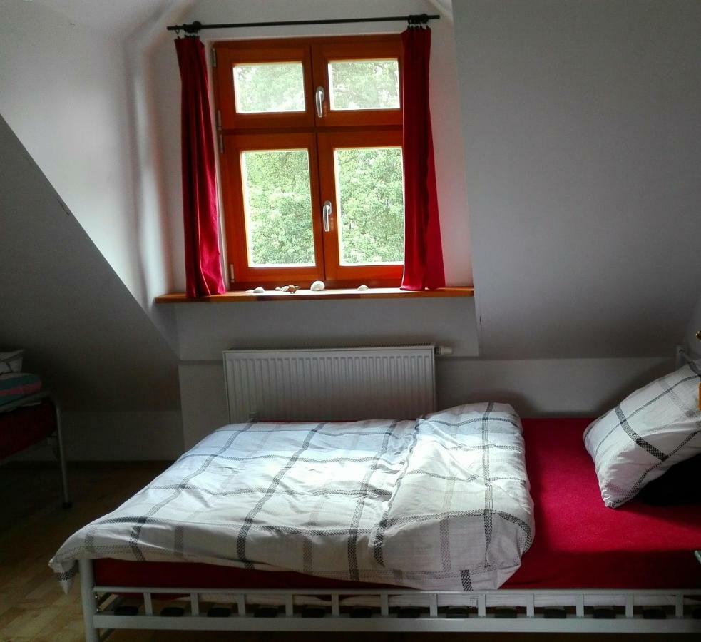 Dworek Swidwie, Gorny Apartament & Harcowka Tanowo Exterior photo